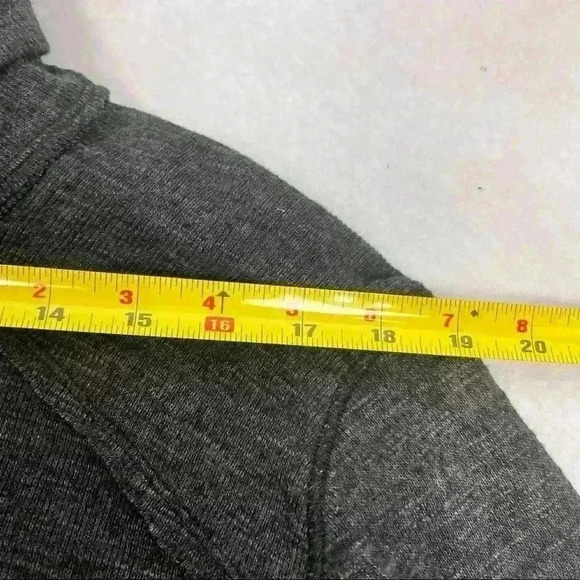 FREE PEOPLE WE THE FREE Sz M Split Back Turtleneck Top Dark Gray Thermal Tunic - Picture 8 of 11